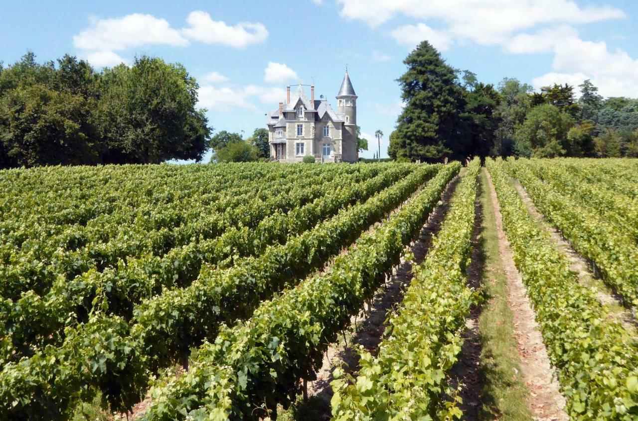 Chateau Breduriere Moutiers-sur-le-Lay Екстериор снимка