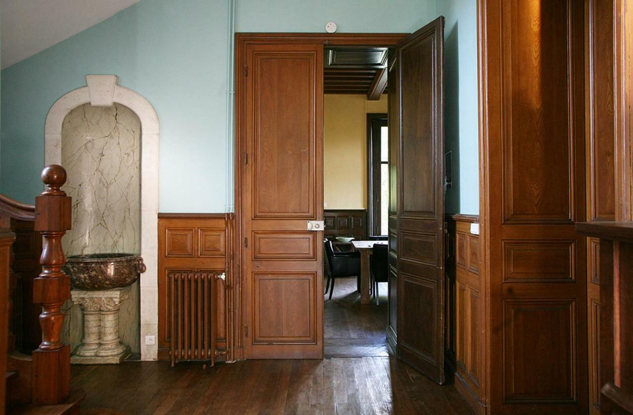 Chateau Breduriere Moutiers-sur-le-Lay Екстериор снимка